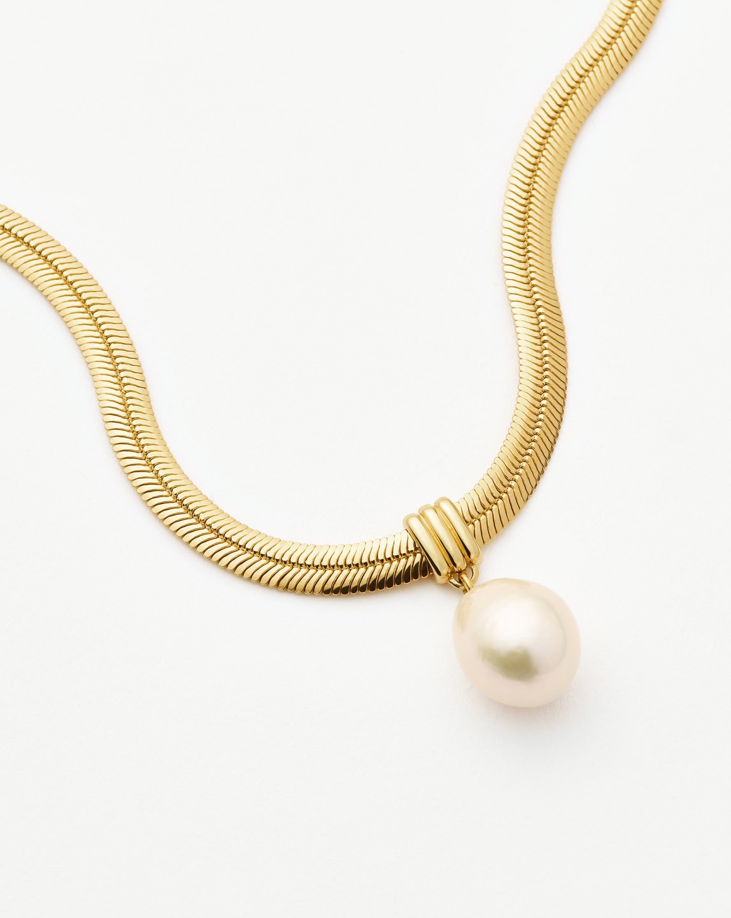 Baroque Pearl Snake Chain Pendant Necklace | 18ct Gold Plated Vermeil/Pearl Necklaces Missoma 