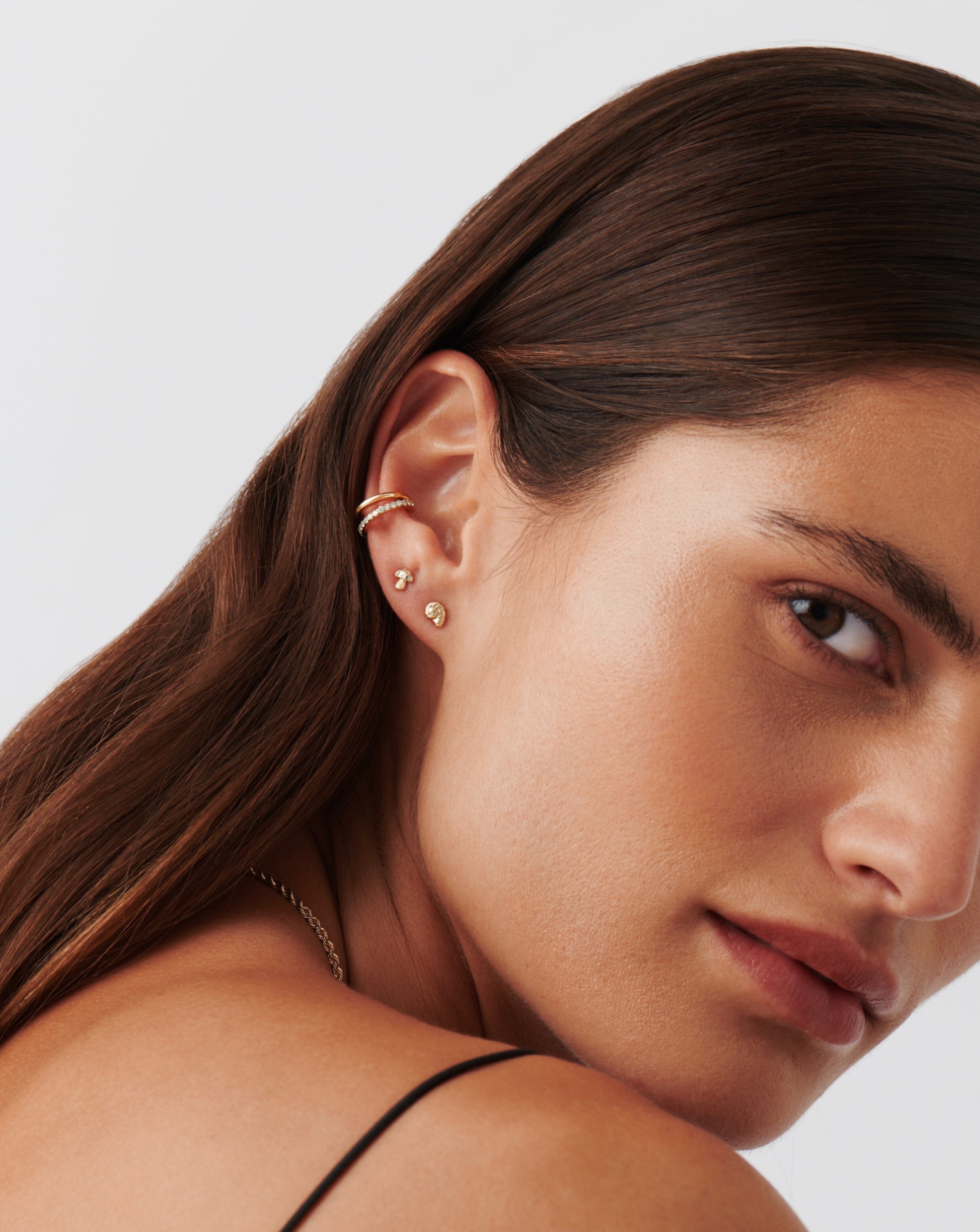 Fine Diamond Shell Single Stud Earring Earrings Missoma 
