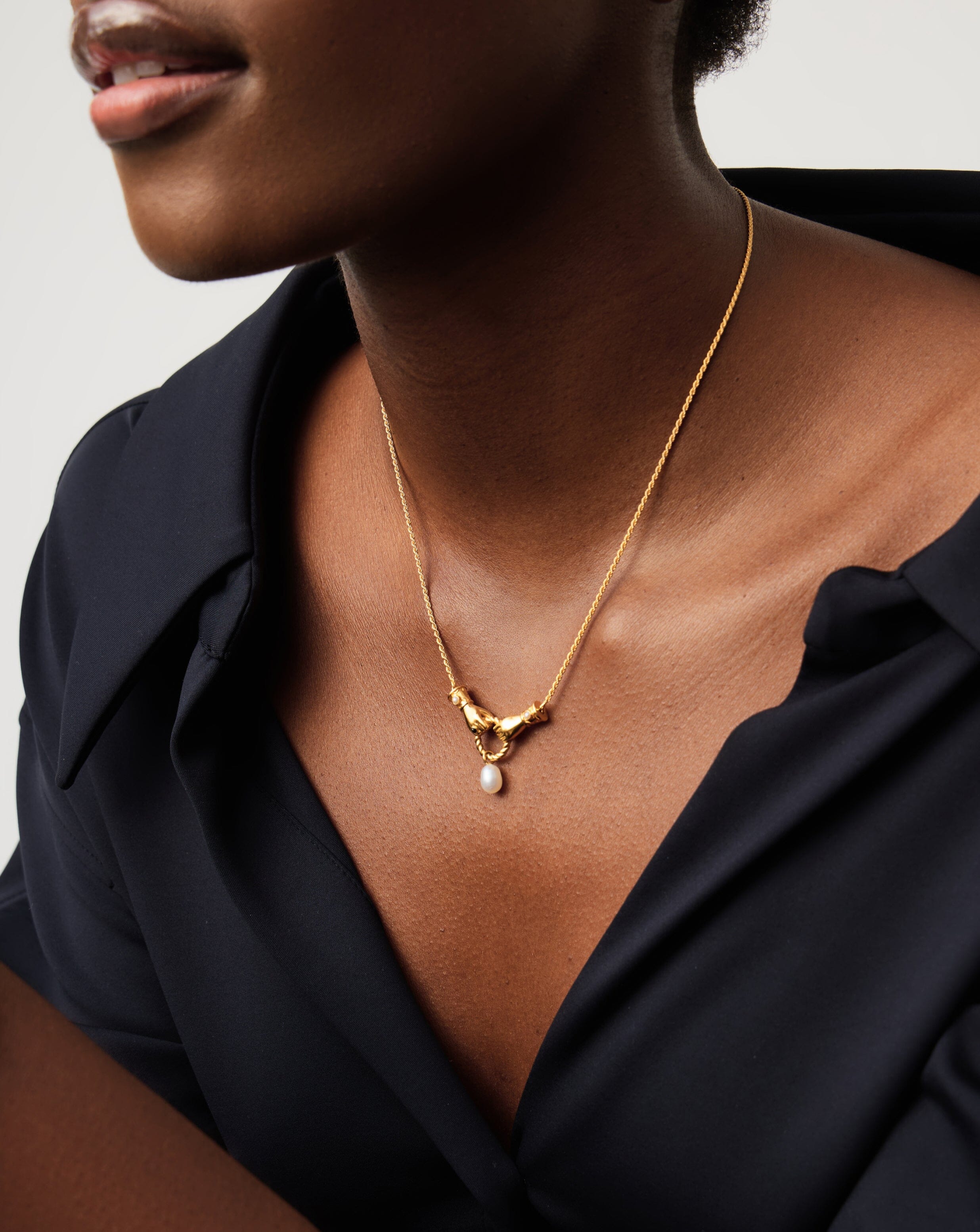 Harris Reed In Good Hands Drop Pendant Necklace | 18ct Gold Plated/Pearl & Black Onyx Necklaces Missoma 