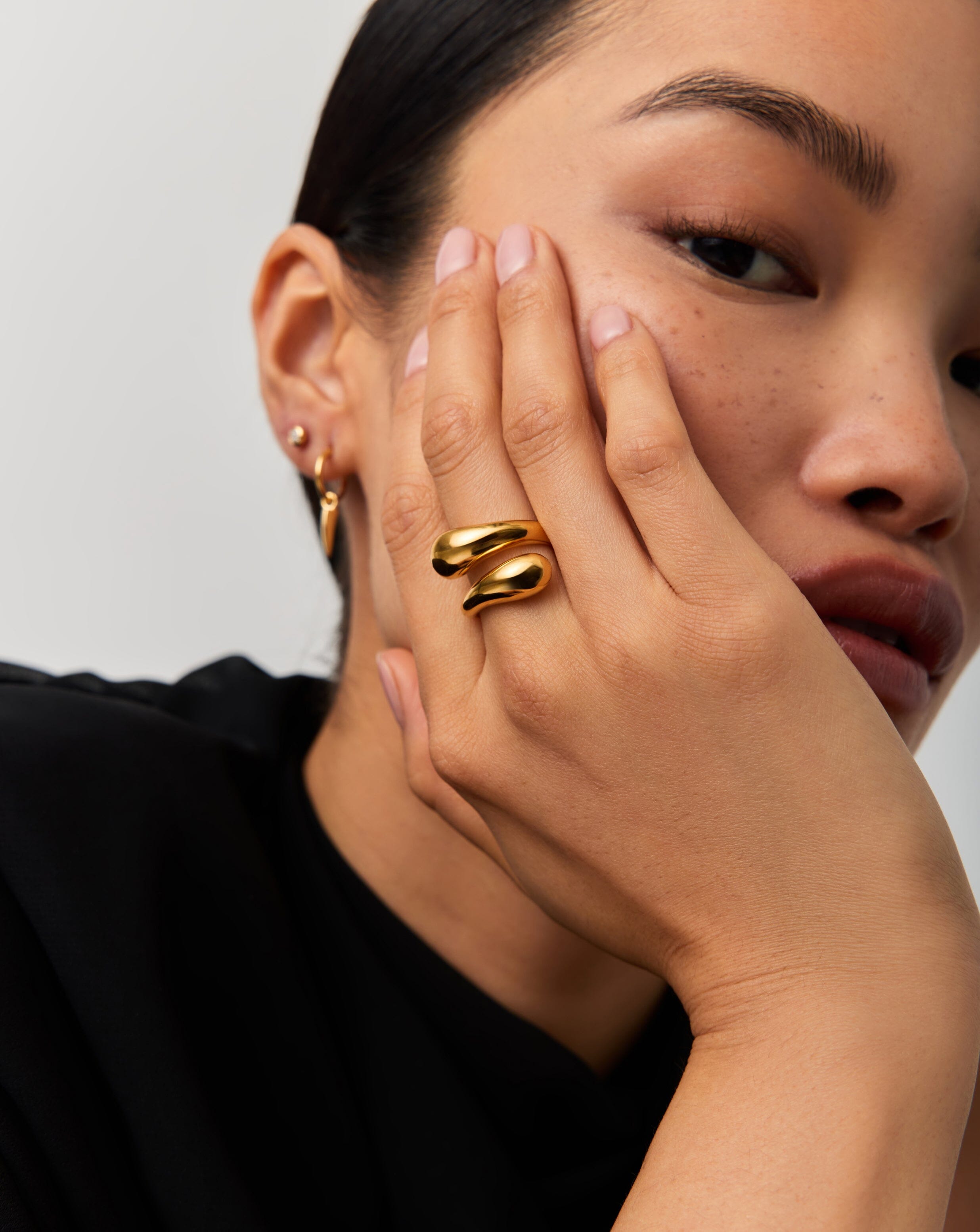 Savi Sculptural Crossover Ring | 18ct Gold Plated Vermeil Rings Missoma 