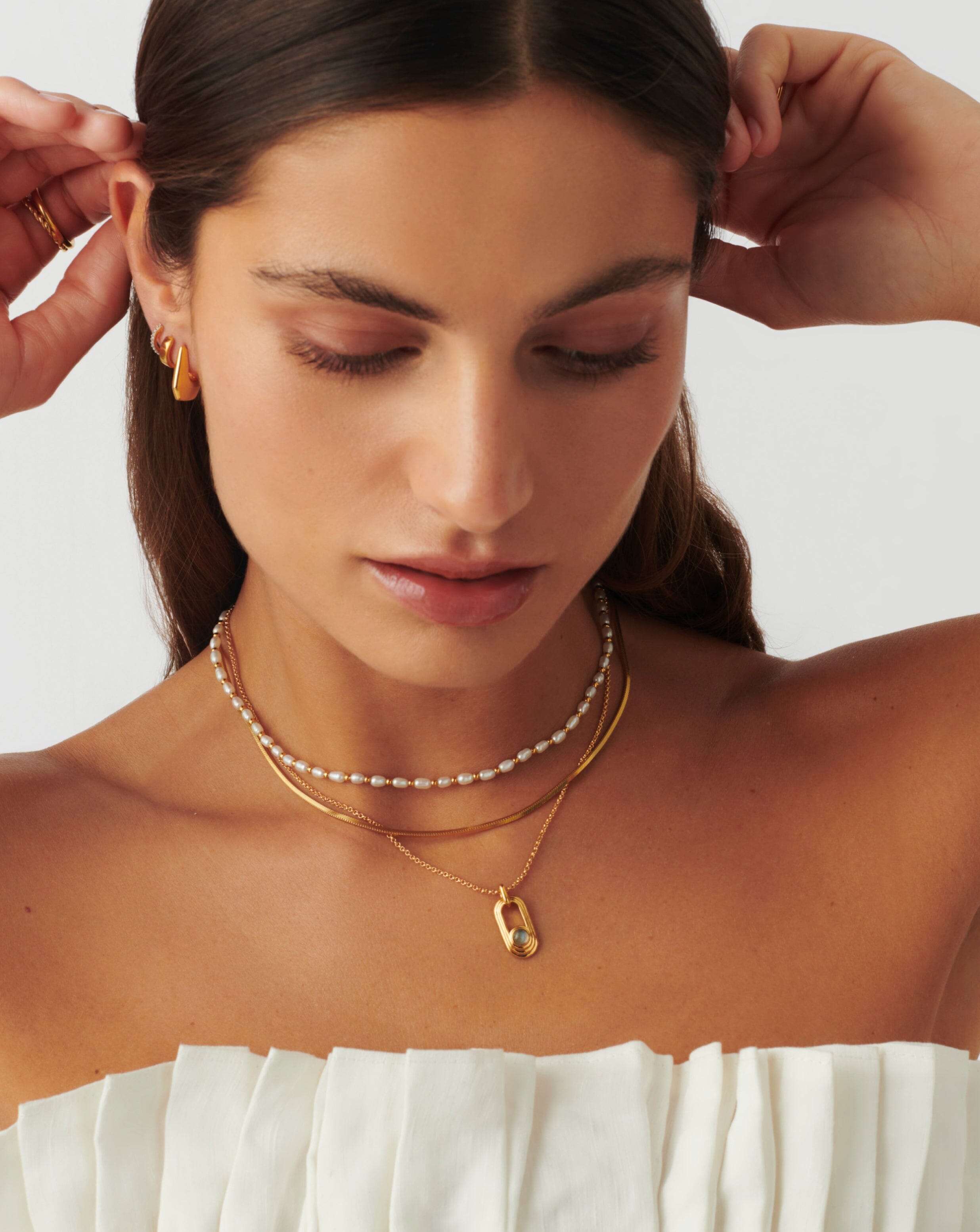 Zenyu Link Gemstone Ovate Pendant Necklace | 18ct Gold Plated/Labradorite Necklaces Missoma 