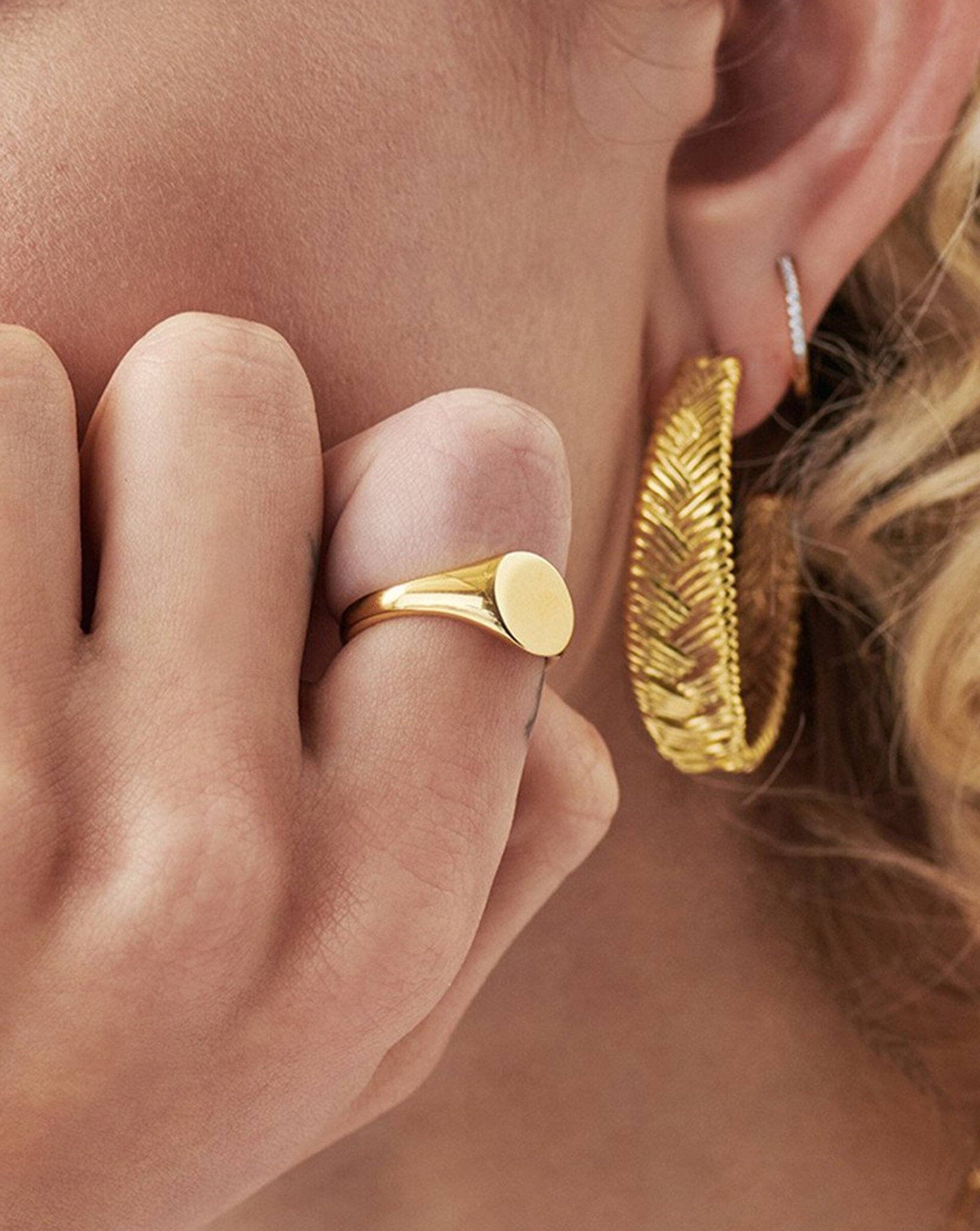 Engravable Round Signet Ring | 18ct Gold Plated Vermeil Rings Missoma 