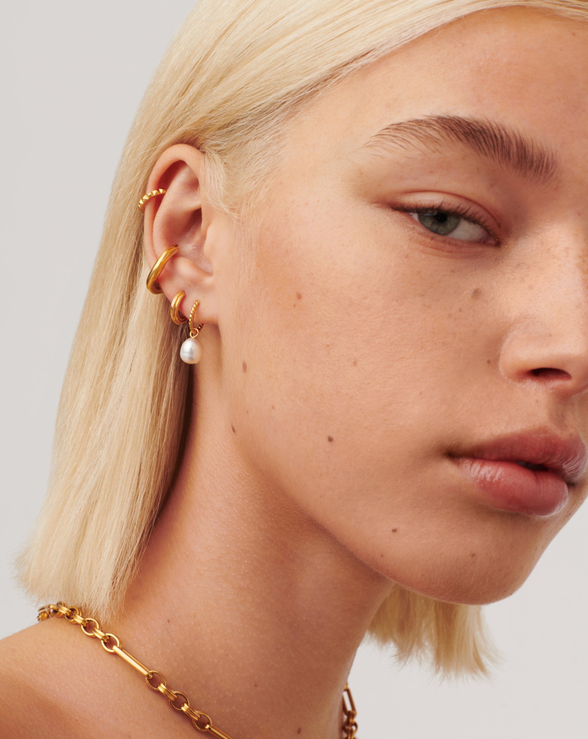 Pearl & Ridge Mini Hoop Earring Set | 18ct Gold Plated Vermeil/Pearl Earrings Missoma 