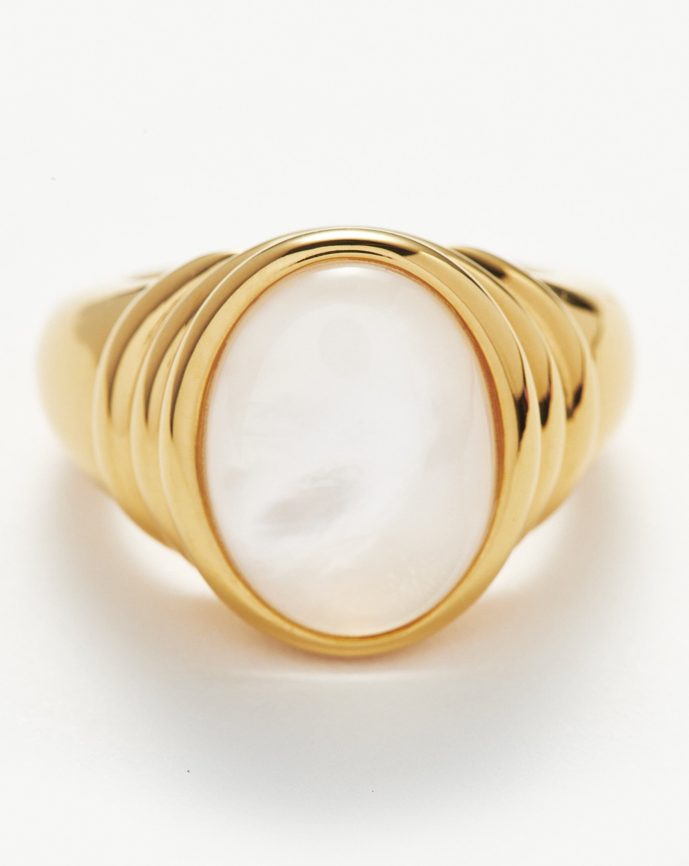 Savi Ridge Oval Gemstone Chunky Ring | 18ct Gold Plated Vermeil/ Mother of Pearl & Quartz Rings Missoma 